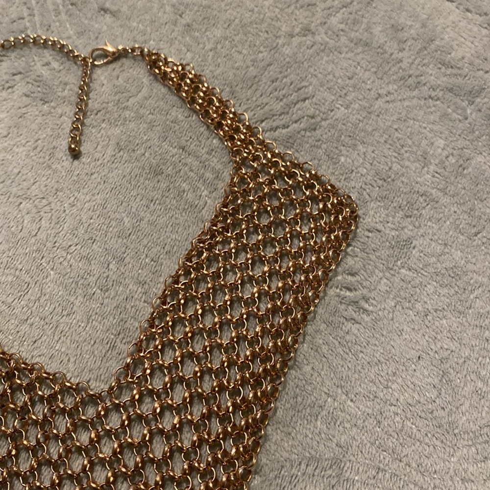 Triangle necklace - Picture 3 of 5